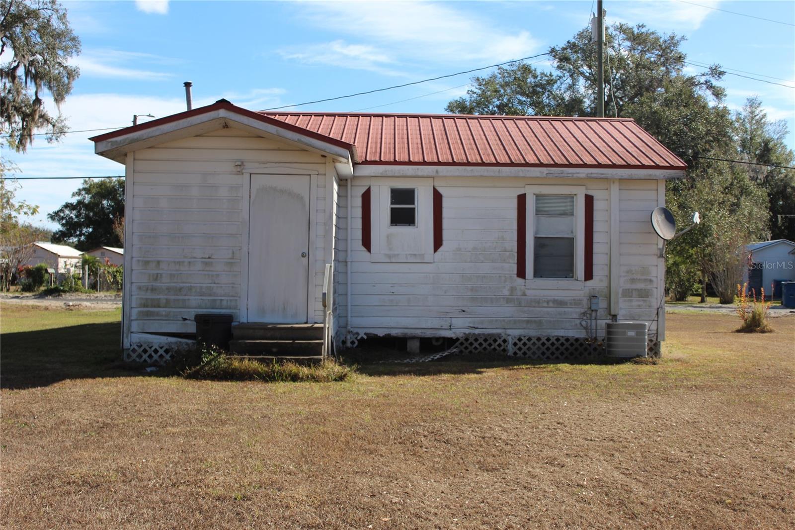 807 N LANIER AVE, FORT MEADE, FL, 33841