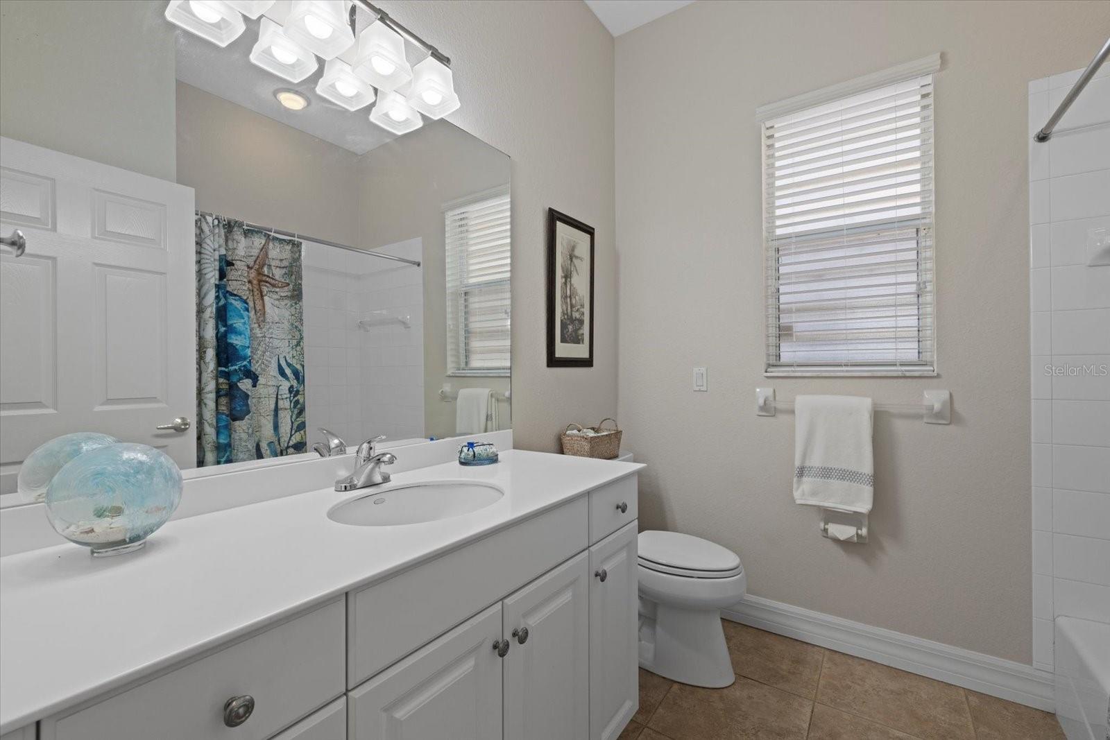 205 TORTUGA DR, NOKOMIS, FL, 34275