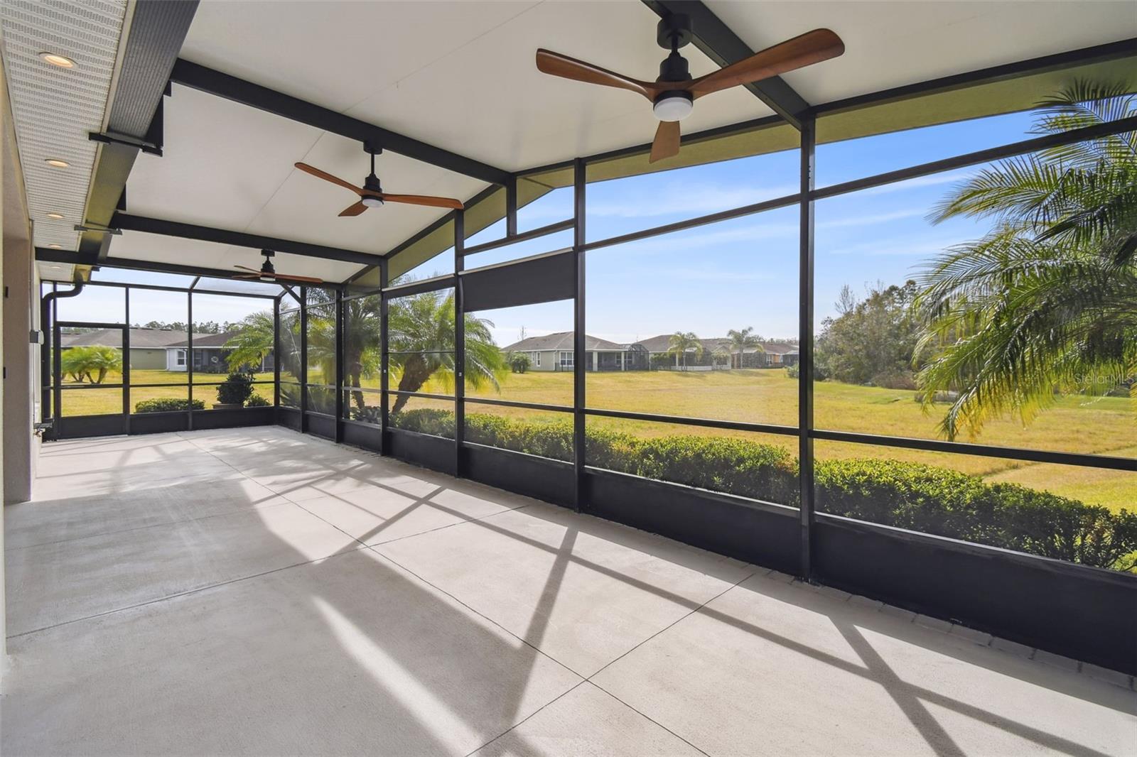 672 SAN JOAQUIN RD, KISSIMMEE, FL, 34759