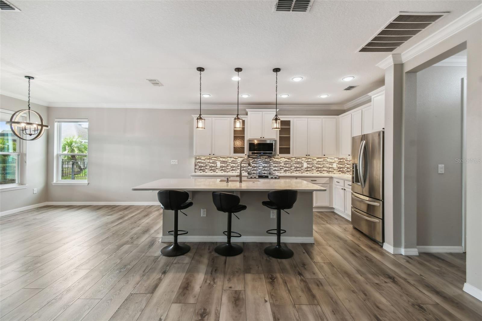 672 SAN JOAQUIN RD, KISSIMMEE, FL, 34759