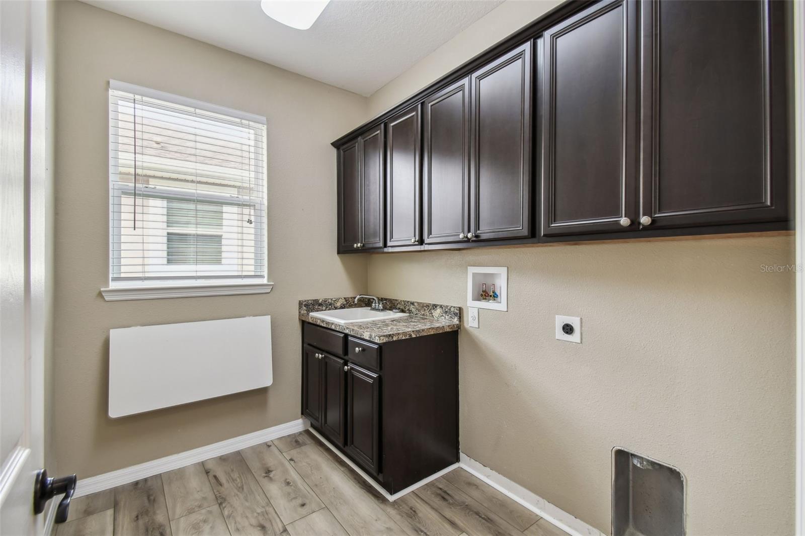 672 SAN JOAQUIN RD, KISSIMMEE, FL, 34759