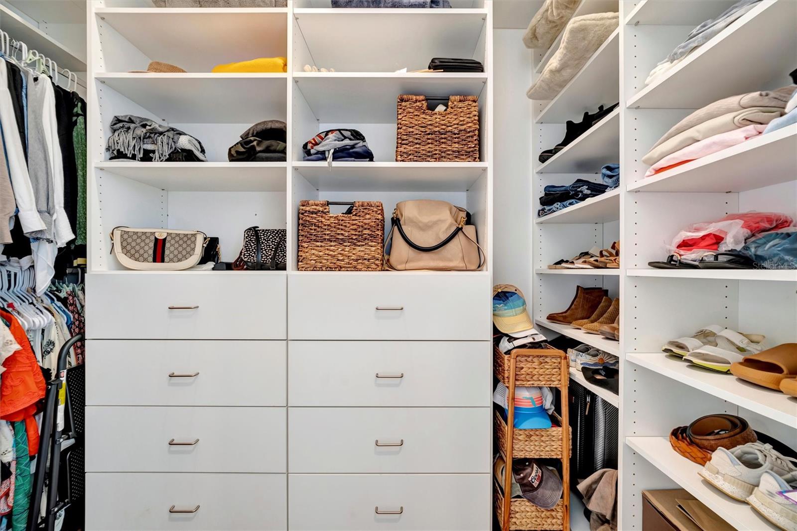 10201 BEACH DUNE DR, ENGLEWOOD, FL, 34223