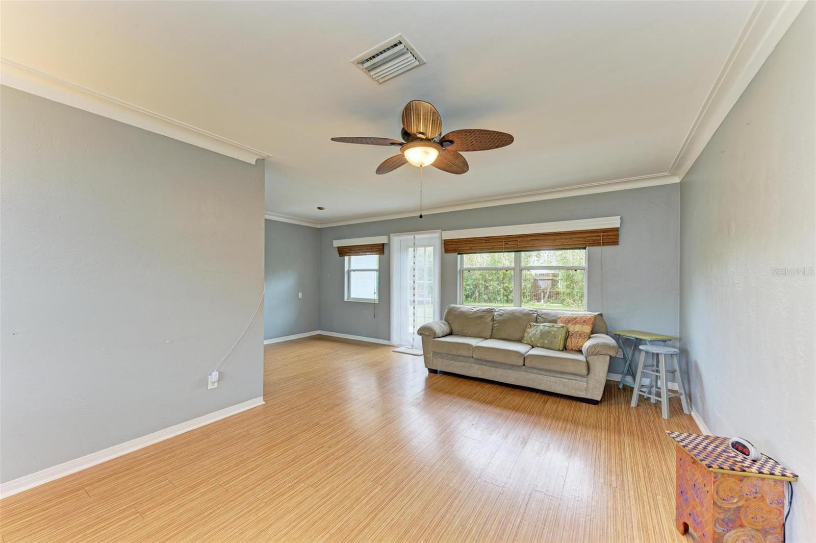 3601 YARDLEY AVE N, ST PETERSBURG, FL, 33713