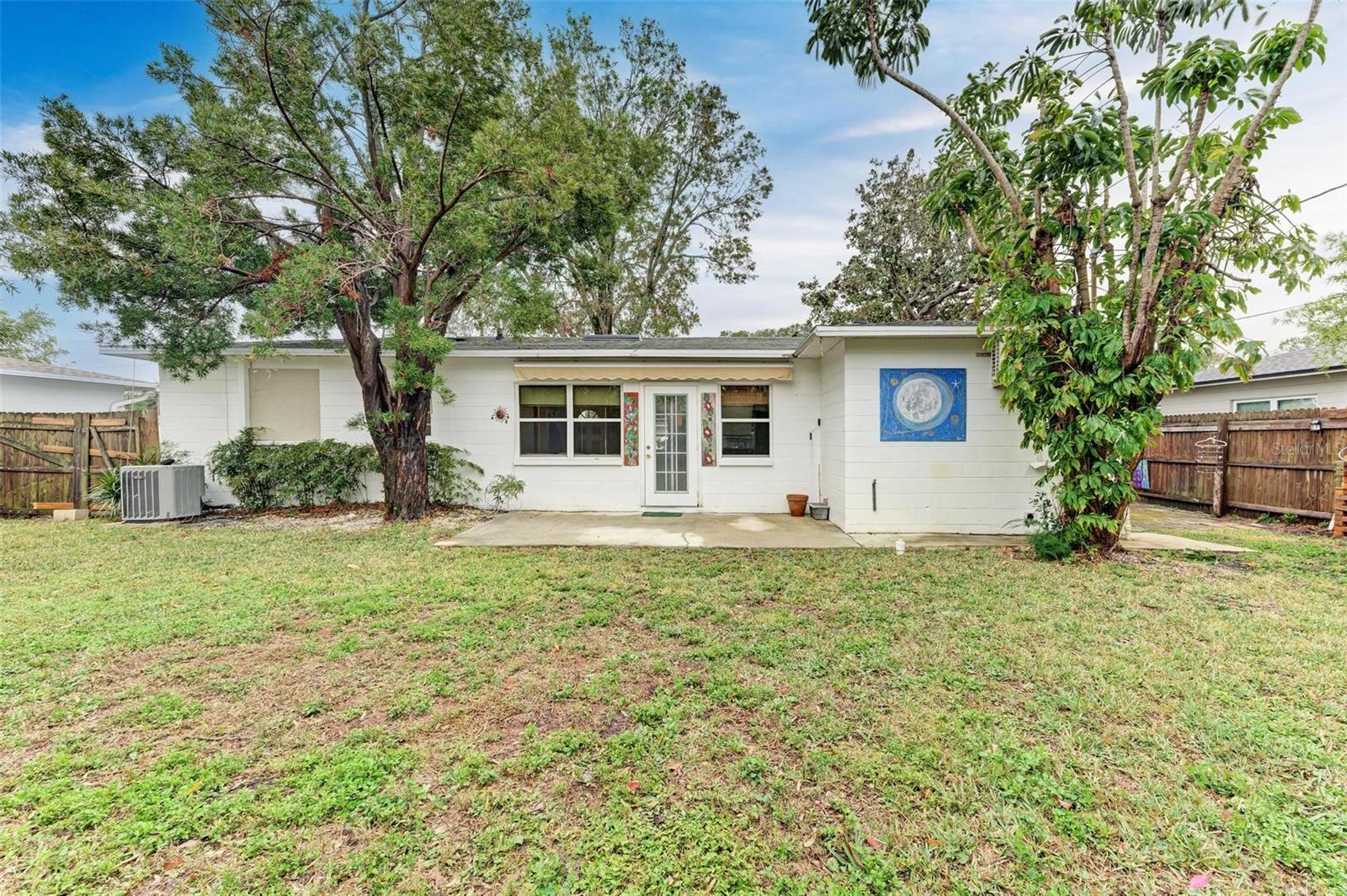 3601 YARDLEY AVE N, ST PETERSBURG, FL, 33713