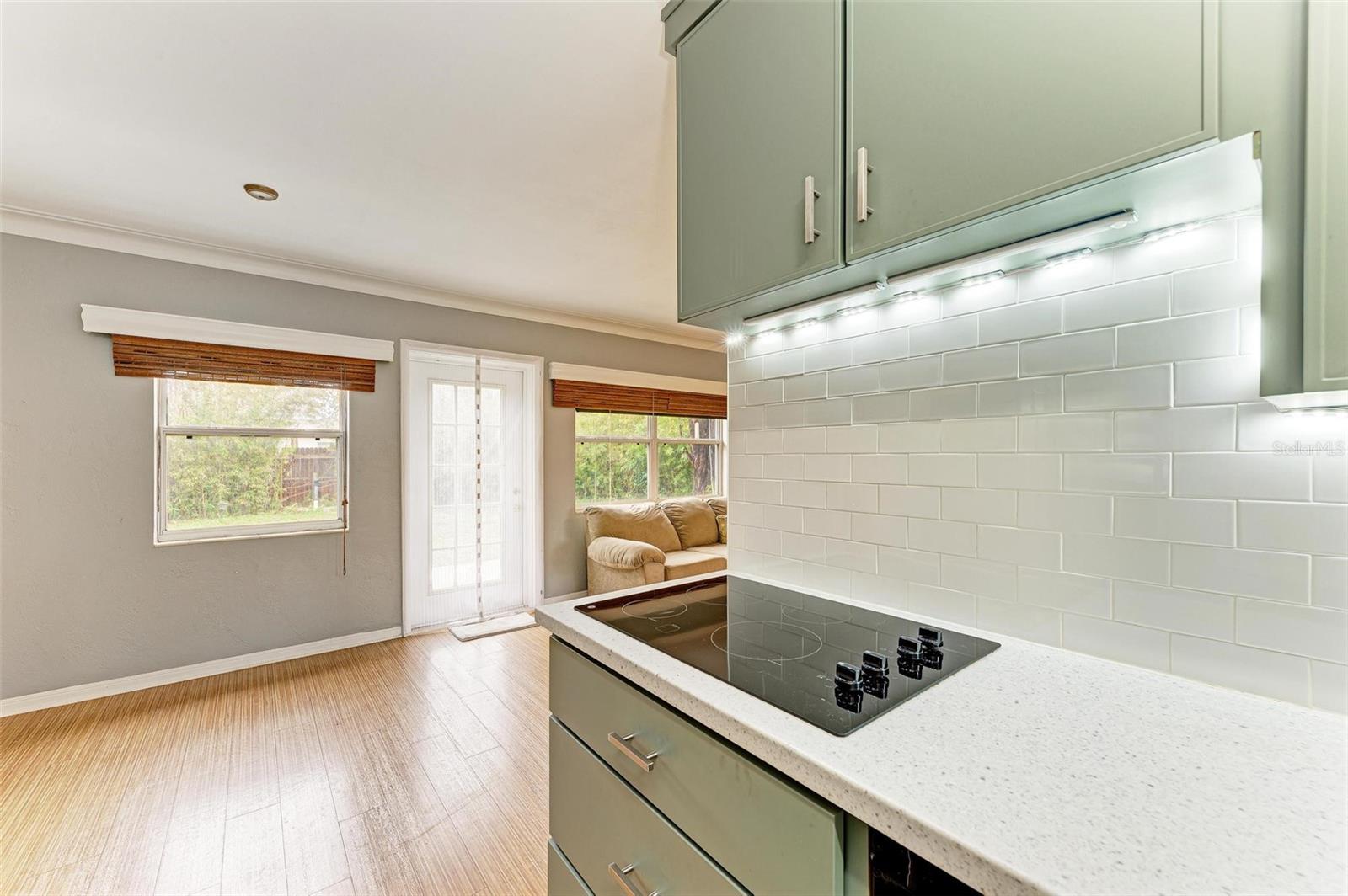 3601 YARDLEY AVE N, ST PETERSBURG, FL, 33713