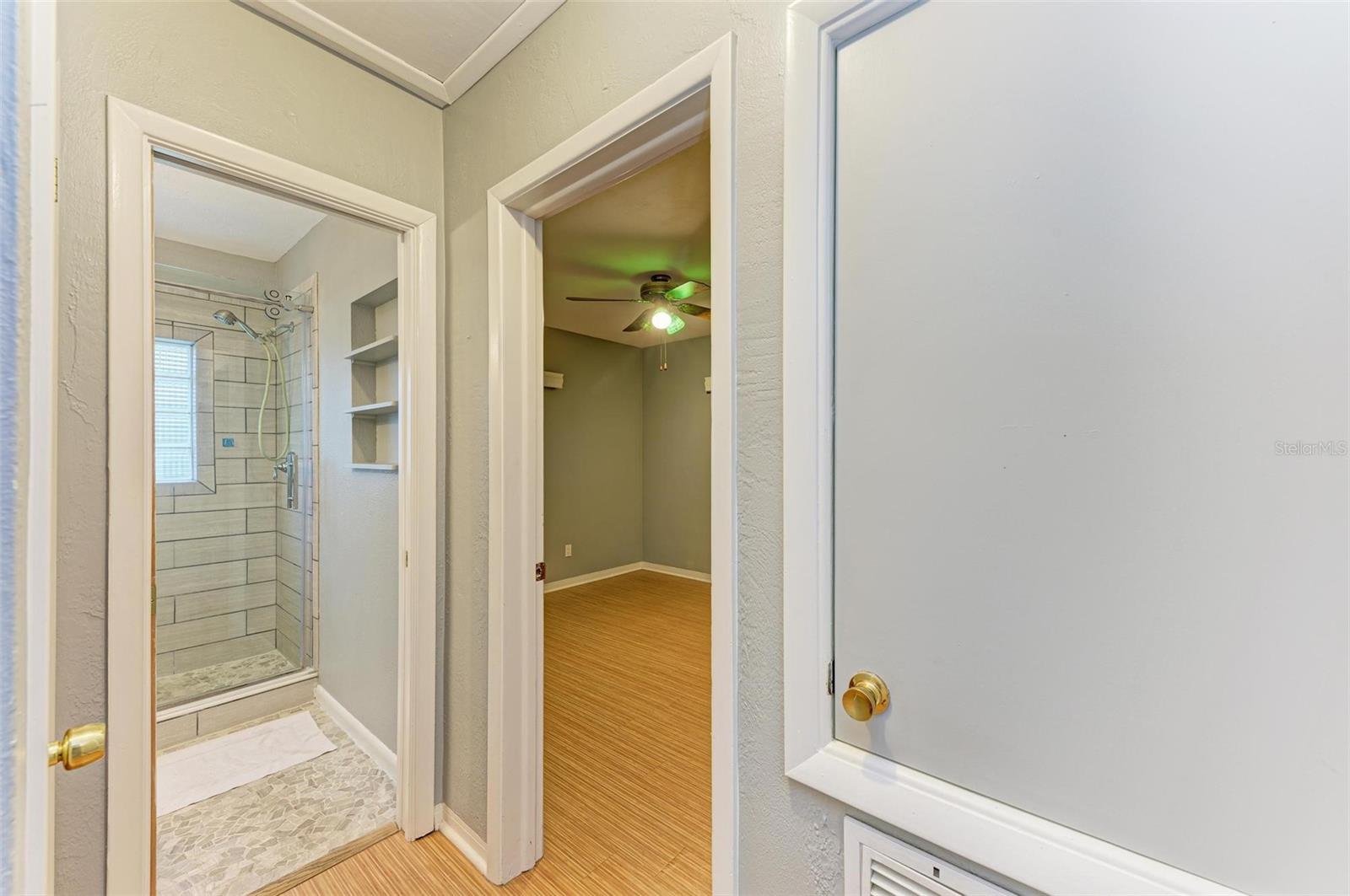 3601 YARDLEY AVE N, ST PETERSBURG, FL, 33713