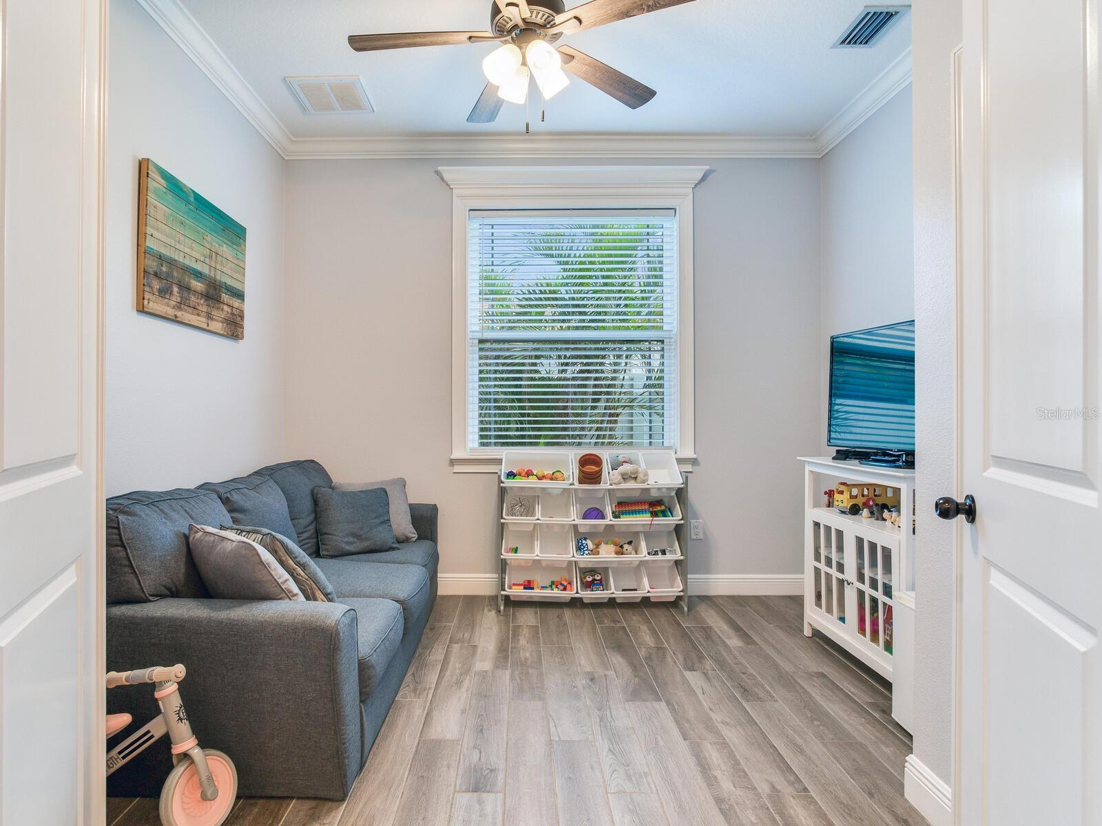 631 12TH AVE N, SAFETY HARBOR, FL, 34695