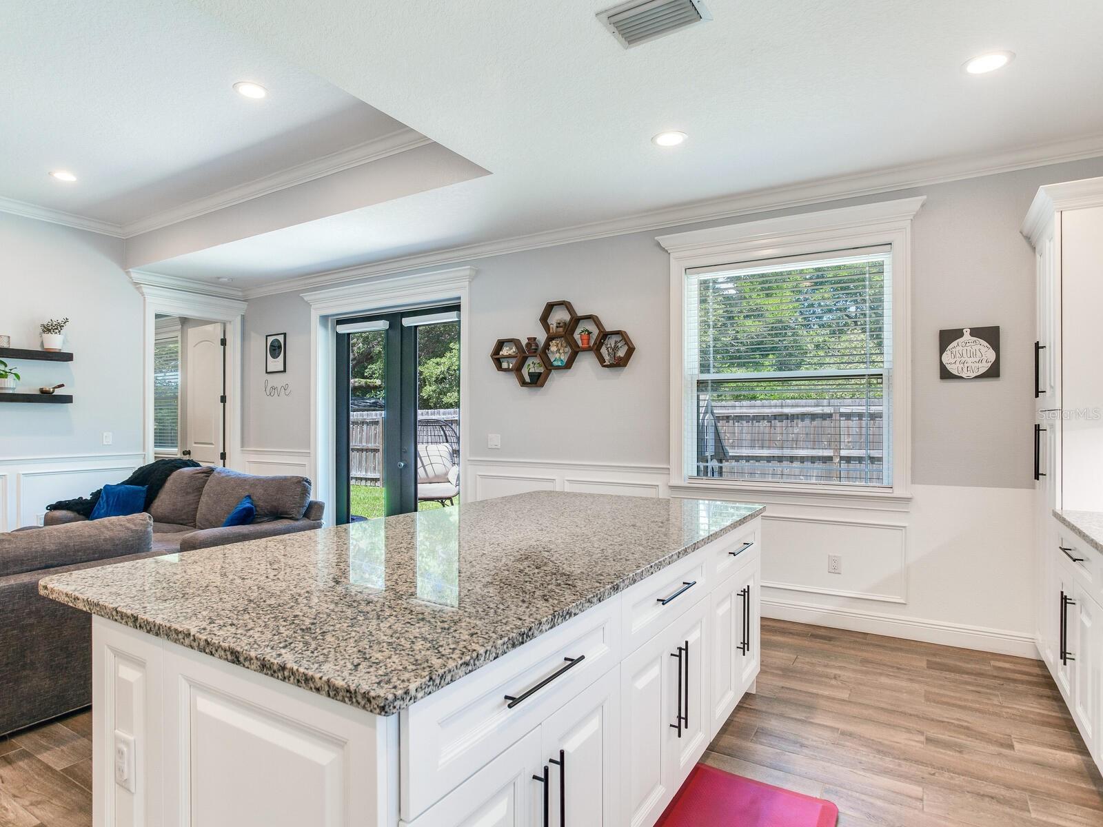 631 12TH AVE N, SAFETY HARBOR, FL, 34695