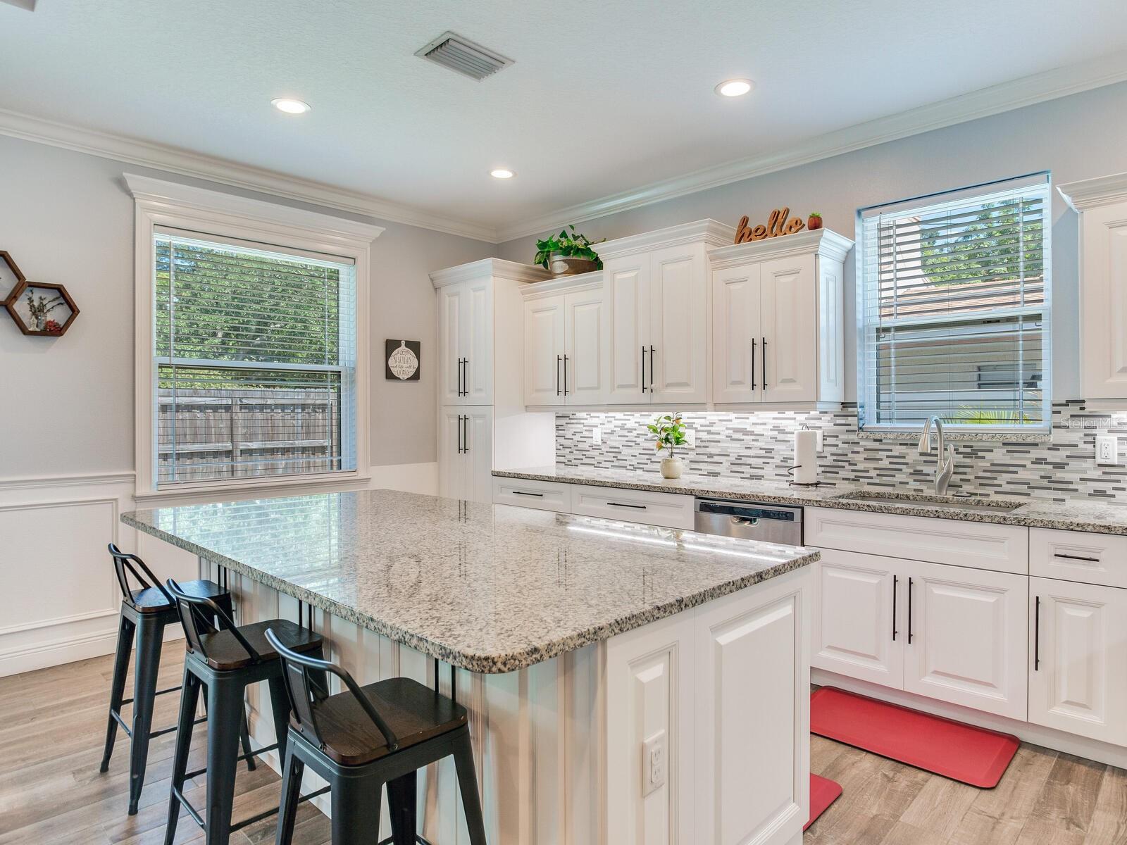631 12TH AVE N, SAFETY HARBOR, FL, 34695