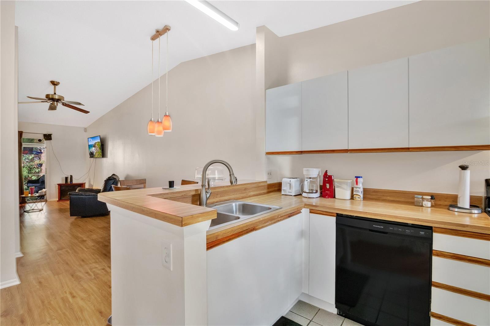 1266 WESTSIDE DR, WINTER GARDEN, FL, 34787