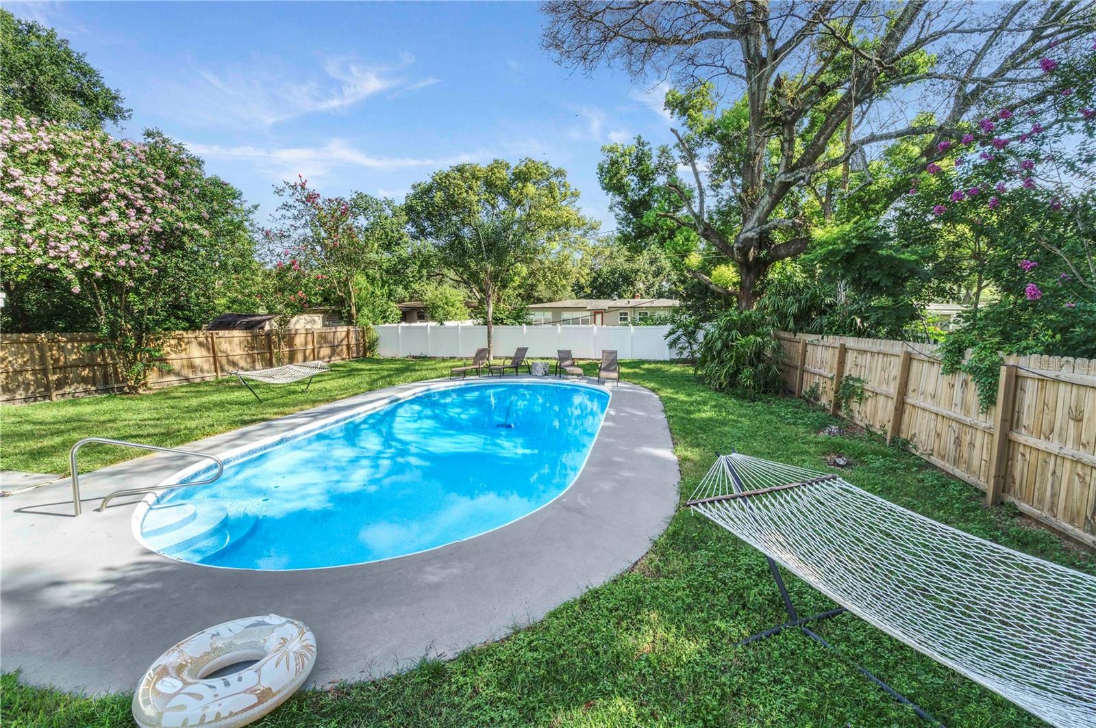 407 E CRYSTAL LAKE ST, ORLANDO, FL, 32806