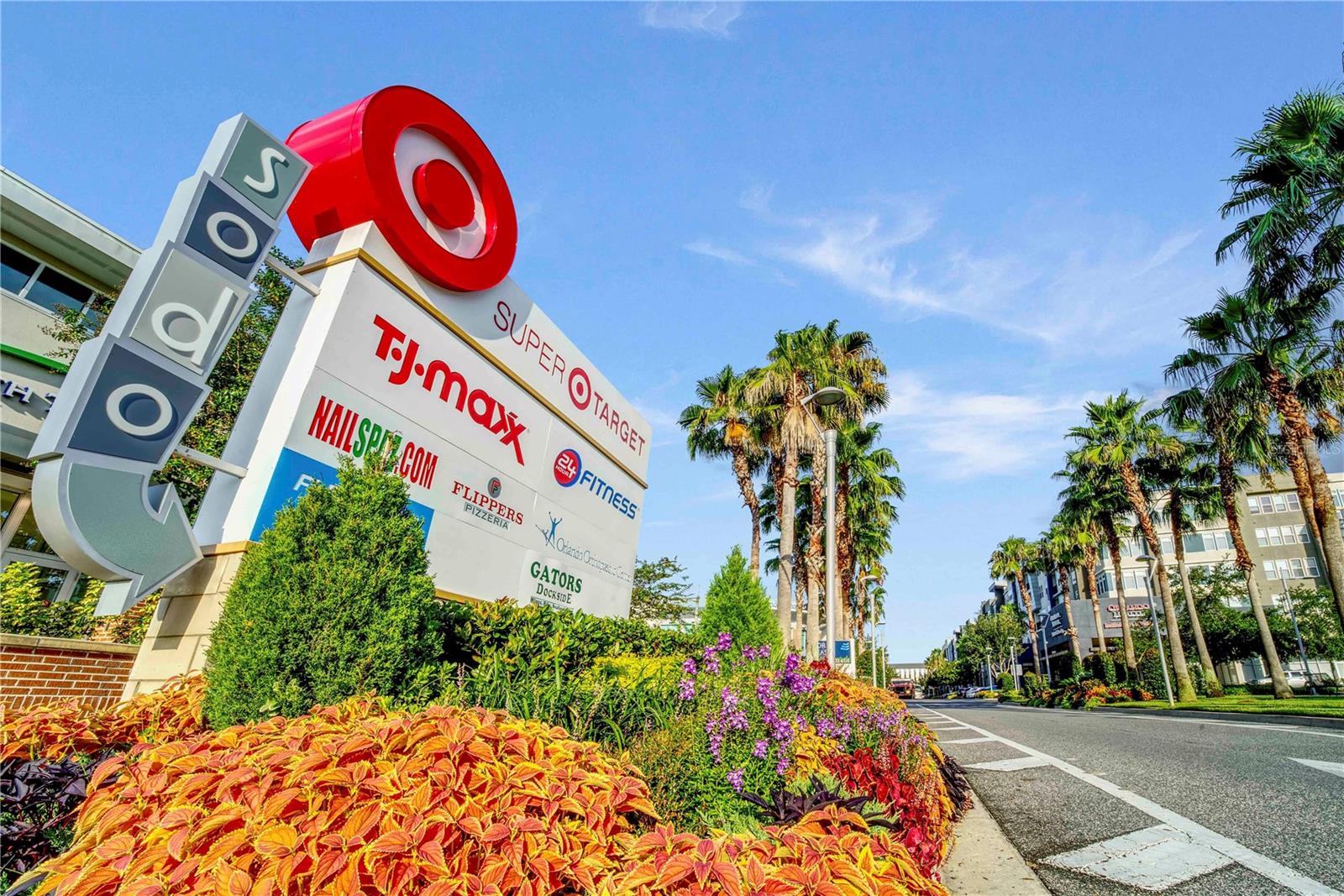 407 E CRYSTAL LAKE ST, ORLANDO, FL, 32806