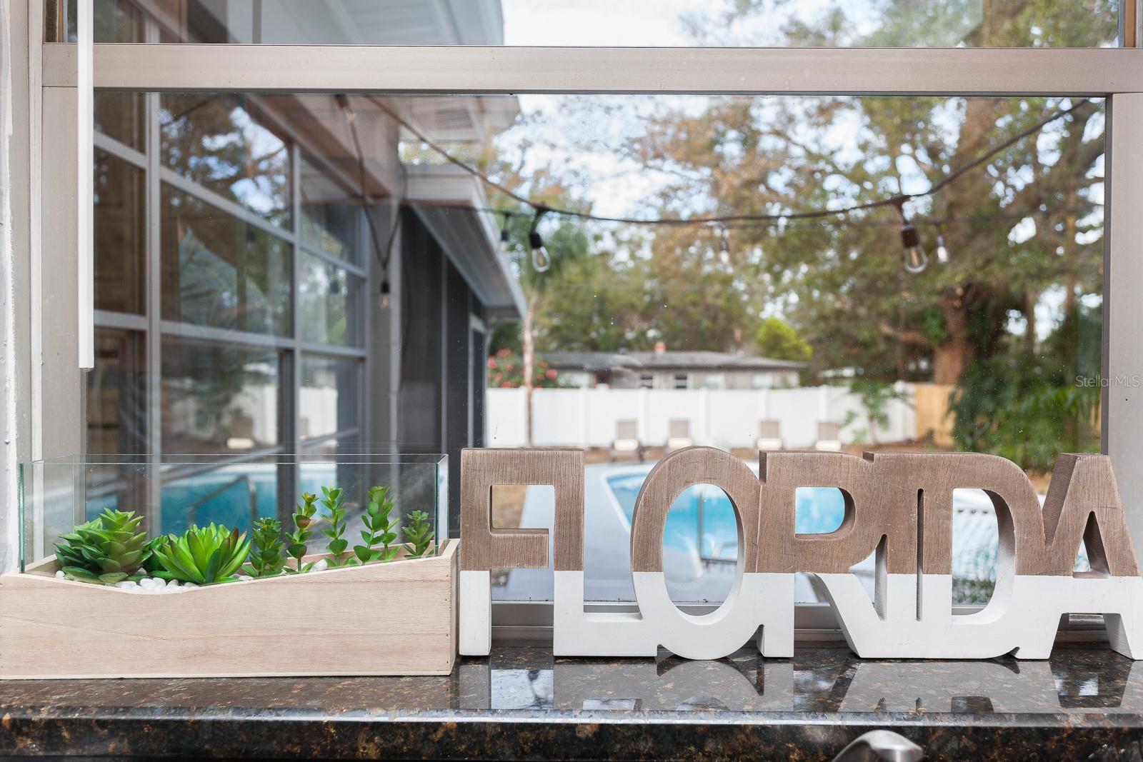 407 E CRYSTAL LAKE ST, ORLANDO, FL, 32806