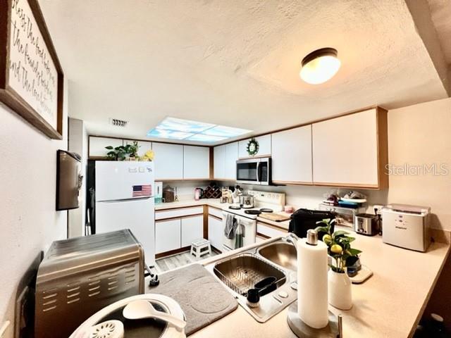 11630 BAYWOOD MEADOWS DR #2, NEW PORT RICHEY, FL, 34654