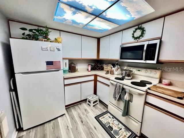 11630 BAYWOOD MEADOWS DR #2, NEW PORT RICHEY, FL, 34654