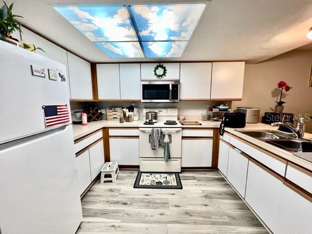 11630 BAYWOOD MEADOWS DR #2, NEW PORT RICHEY, FL, 34654