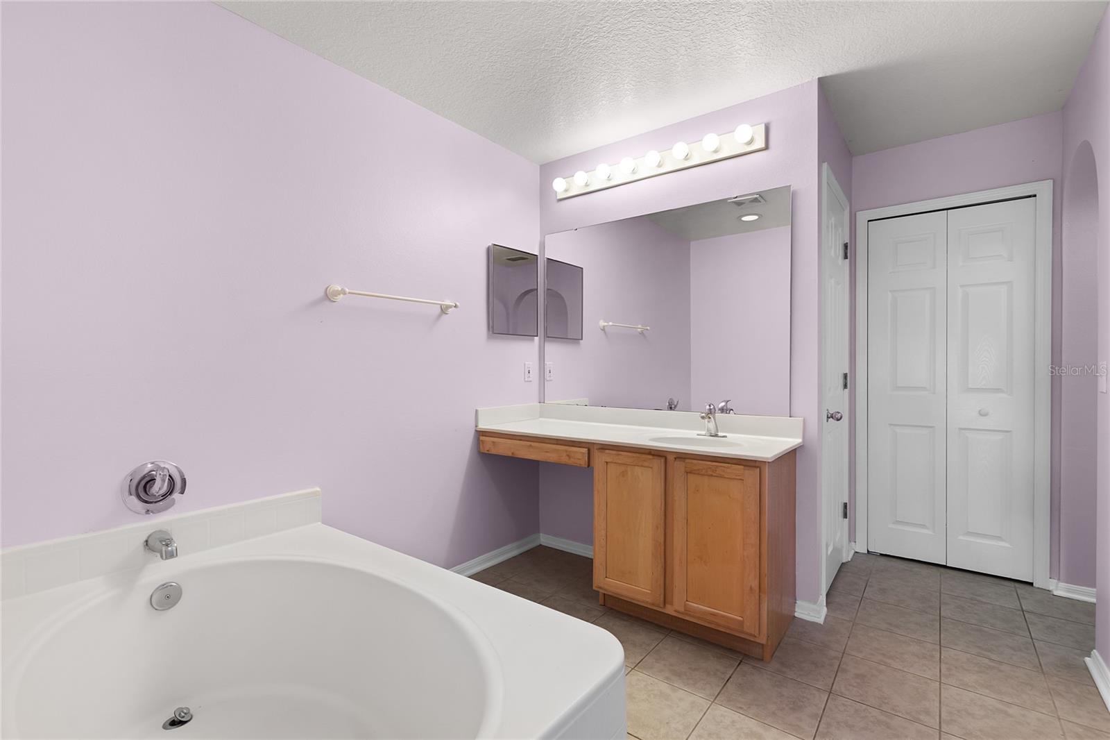 1605 S MARY ST, EUSTIS, FL, 32726