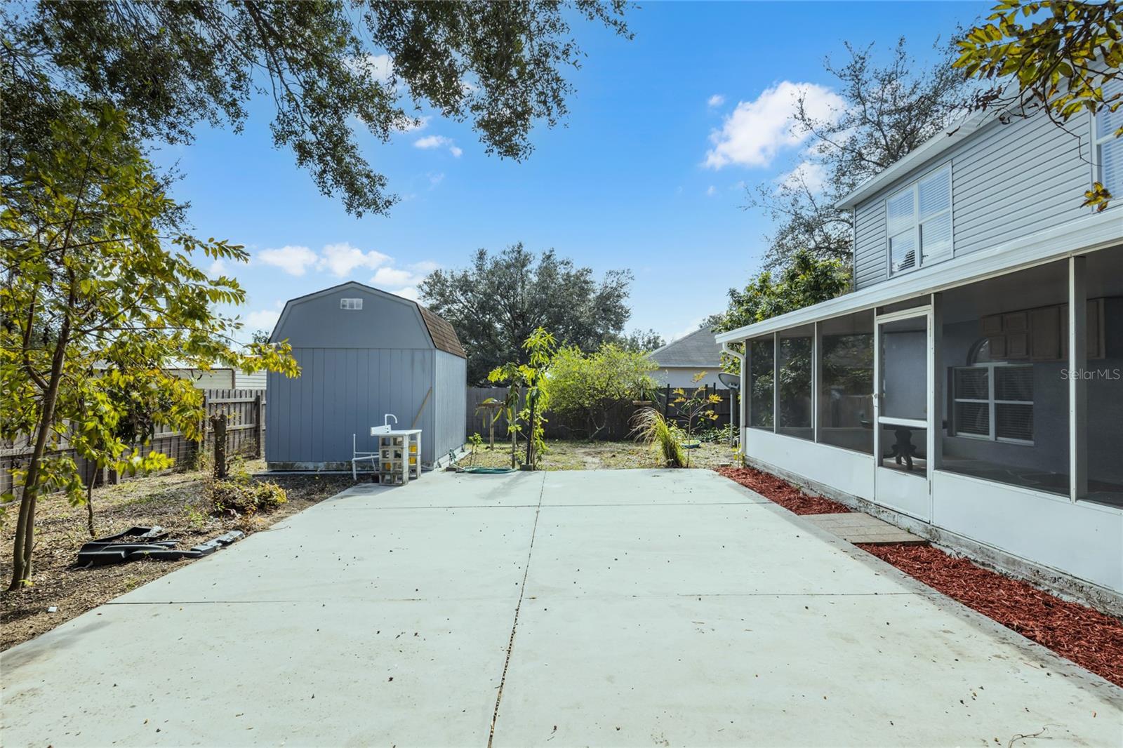 1605 S MARY ST, EUSTIS, FL, 32726