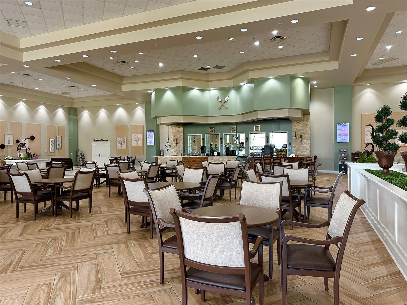 2116 NANTUCKET DR #19, SUN CITY CENTER, FL, 33573