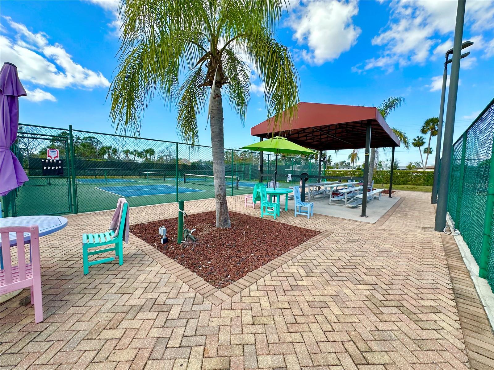 2116 NANTUCKET DR #19, SUN CITY CENTER, FL, 33573