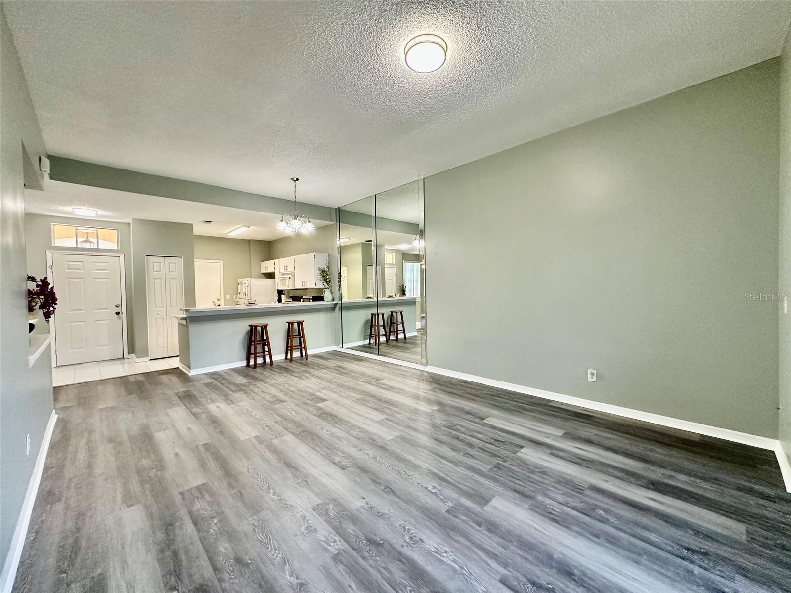 2116 NANTUCKET DR #19, SUN CITY CENTER, FL, 33573