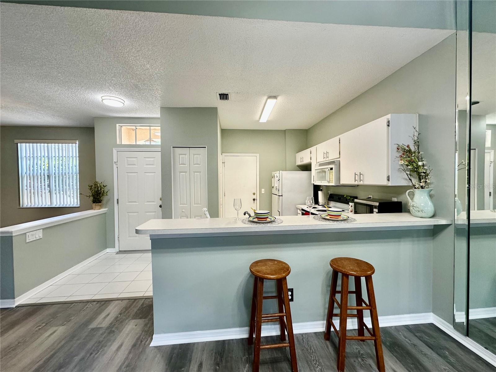 2116 NANTUCKET DR #19, SUN CITY CENTER, FL, 33573