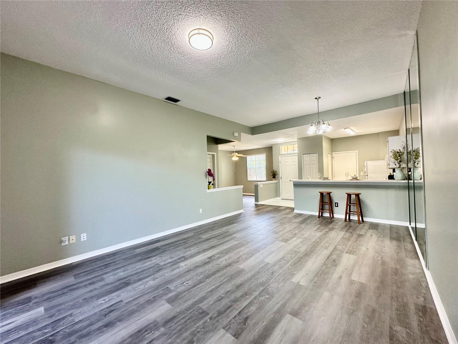 2116 NANTUCKET DR #19, SUN CITY CENTER, FL, 33573