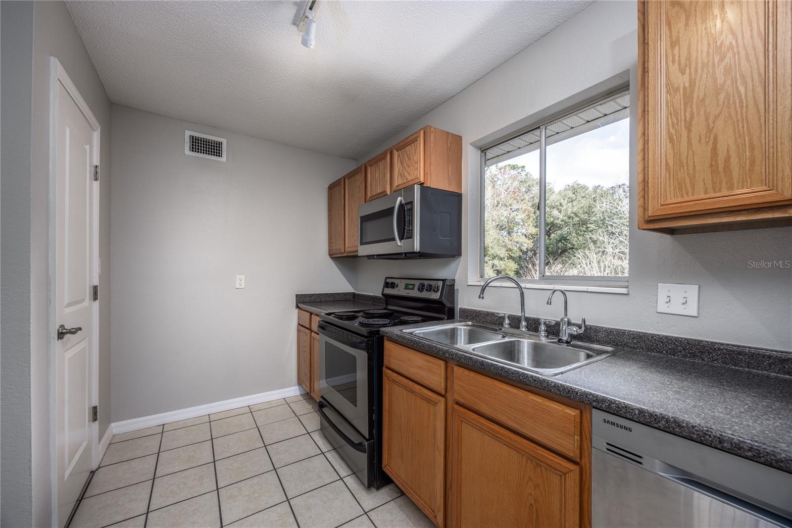 507 NW 39TH RD #202, GAINESVILLE, FL, 32607