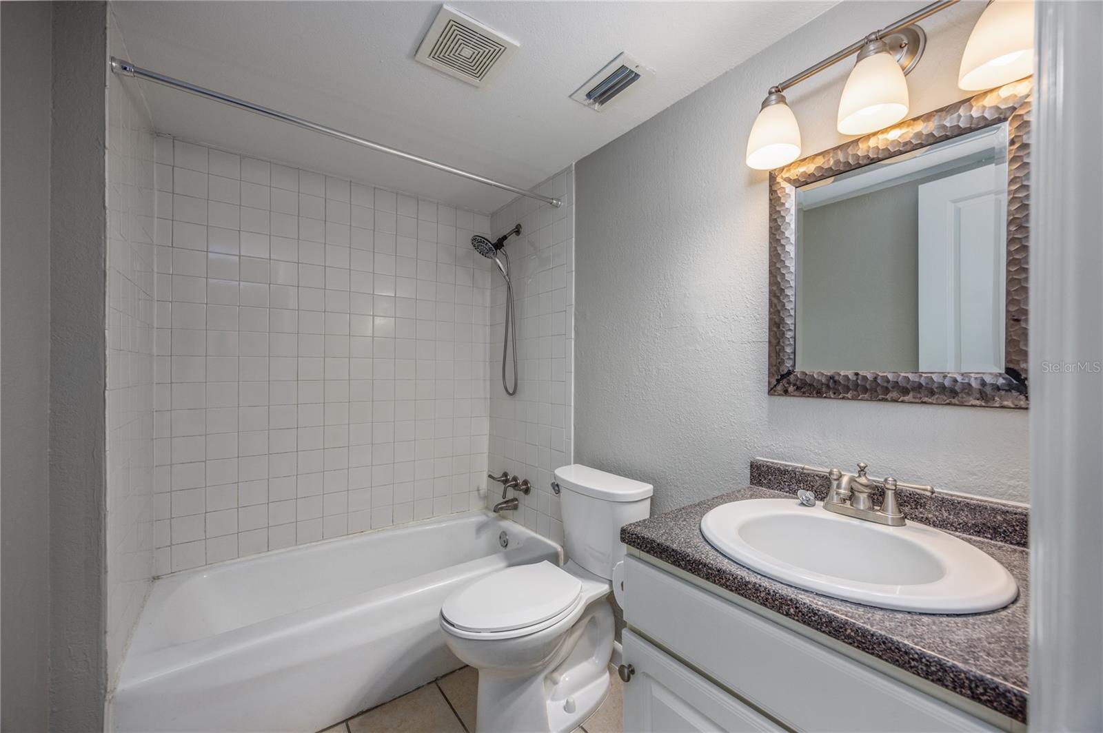 507 NW 39TH RD #202, GAINESVILLE, FL, 32607