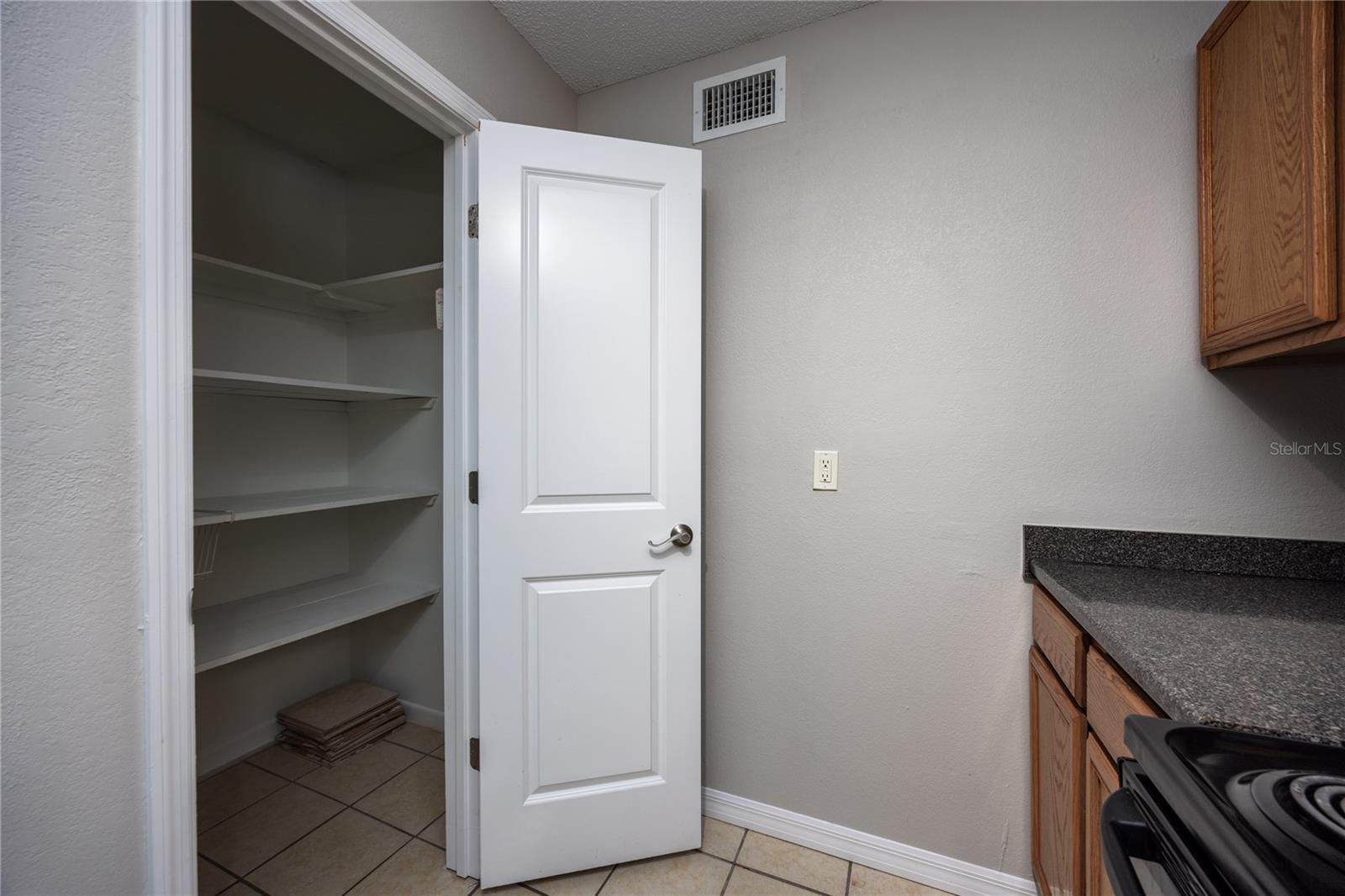 507 NW 39TH RD #202, GAINESVILLE, FL, 32607
