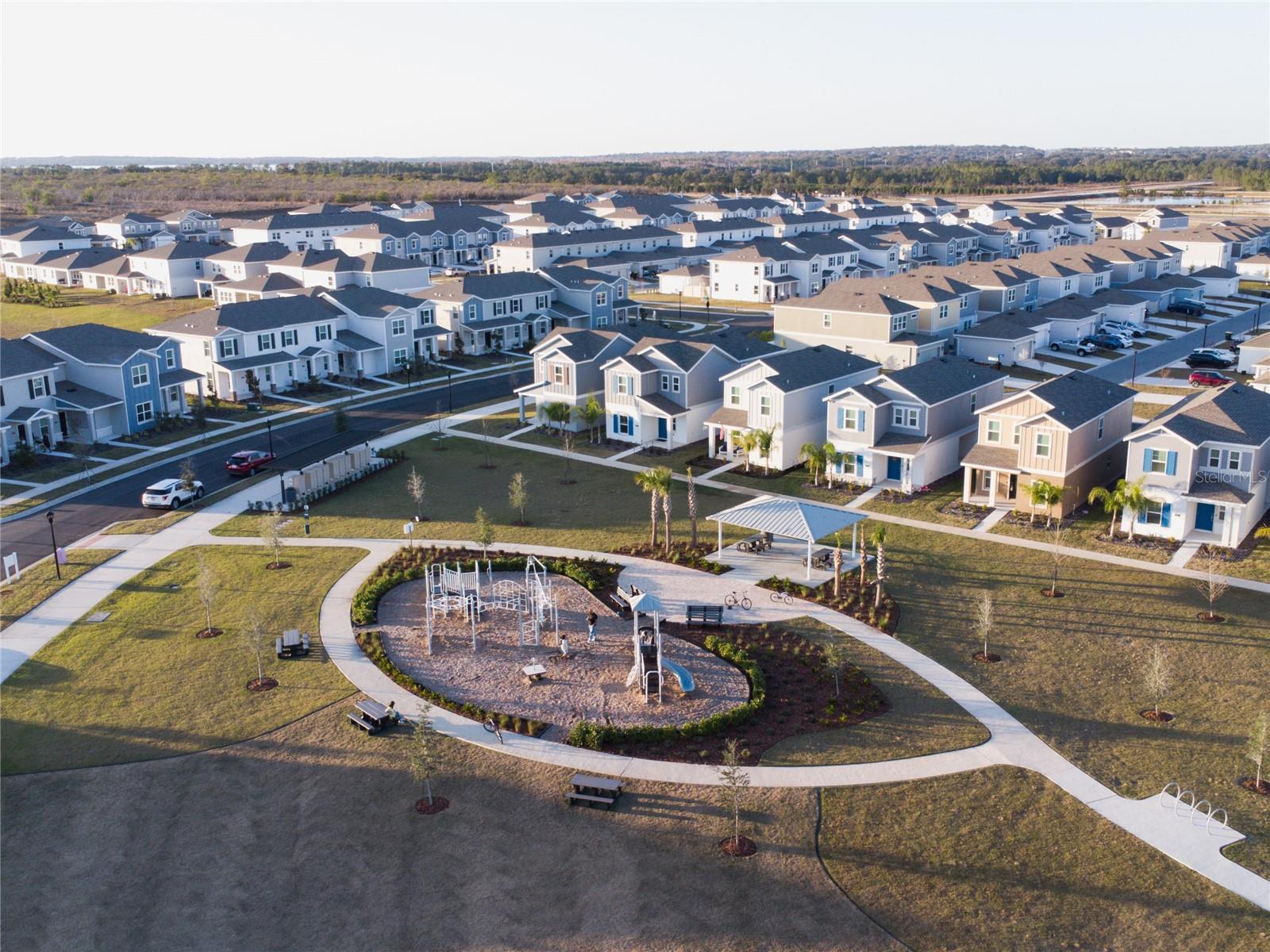 2684 ARMSTRONG AVE, CLERMONT, FL, 34714