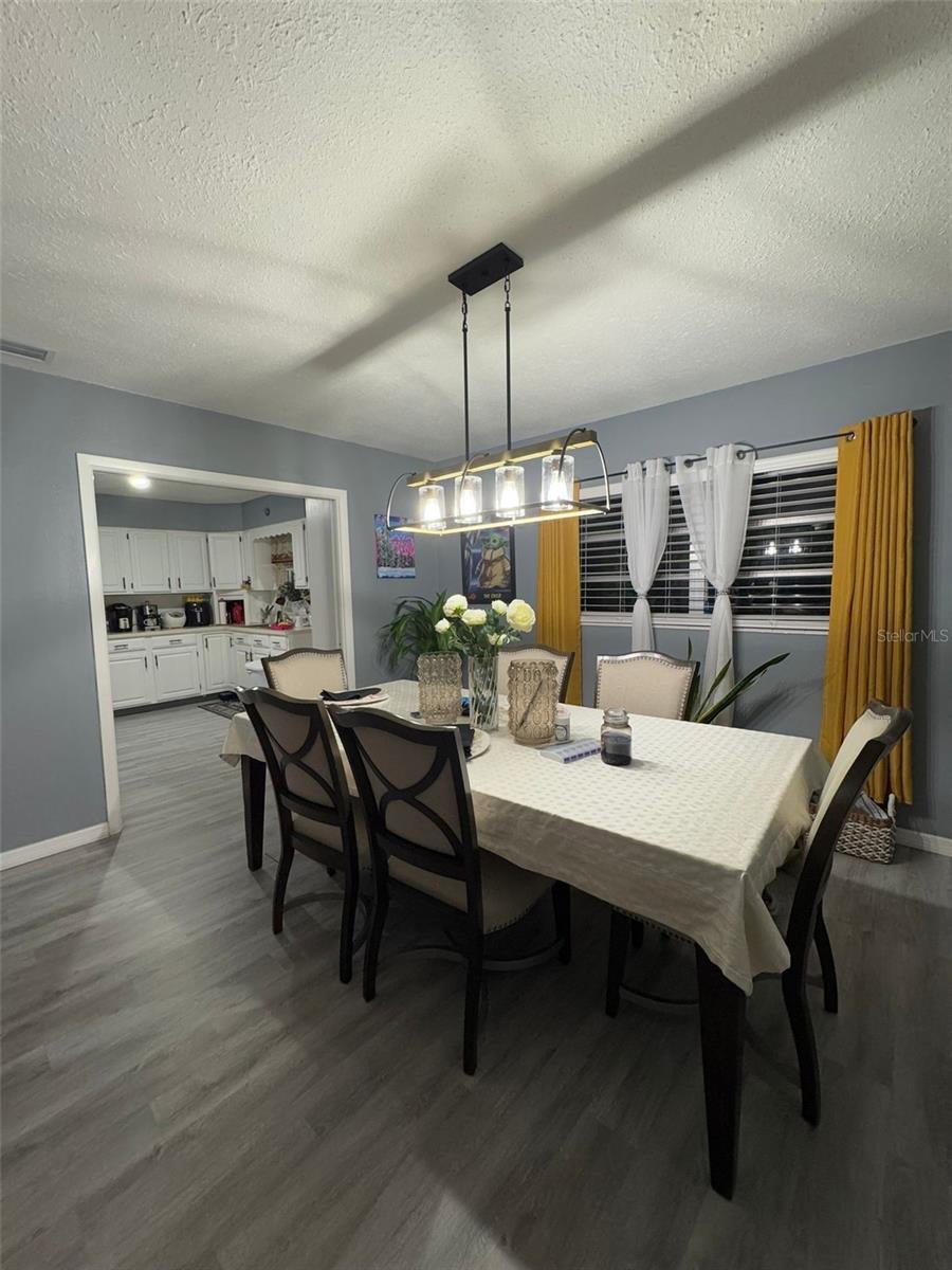 703 E CLAY AVE, BRANDON, FL, 33510