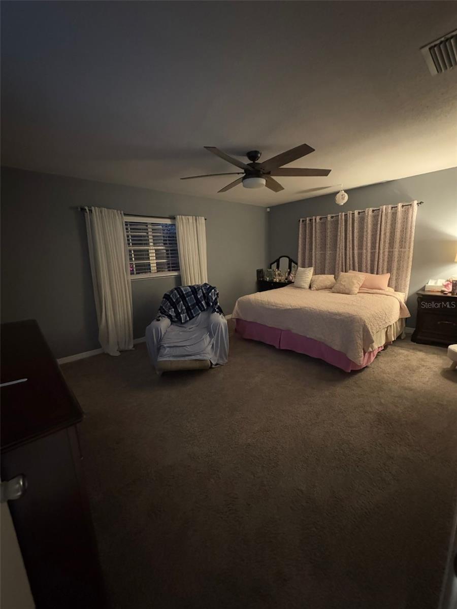 703 E CLAY AVE, BRANDON, FL, 33510