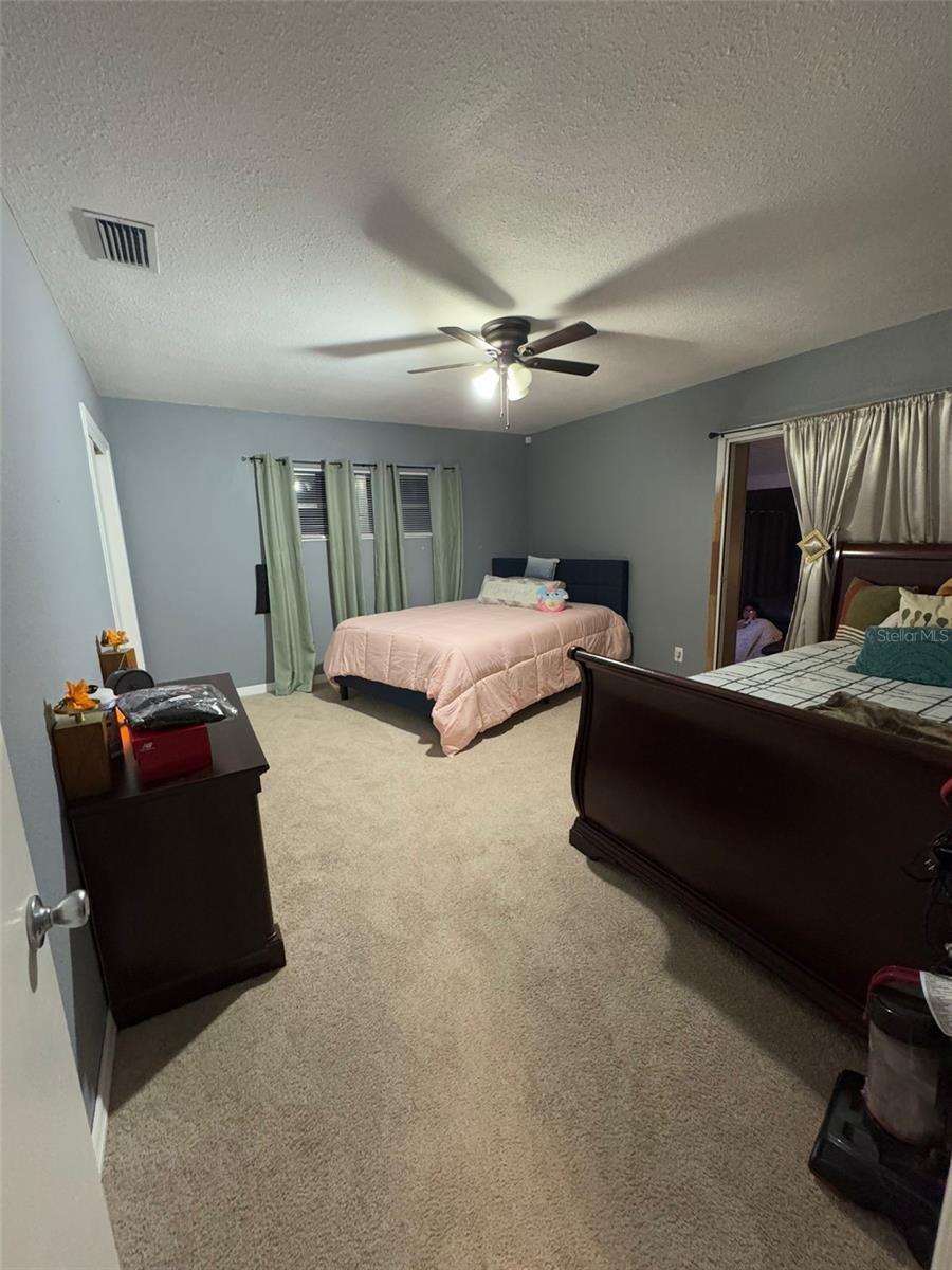 703 E CLAY AVE, BRANDON, FL, 33510