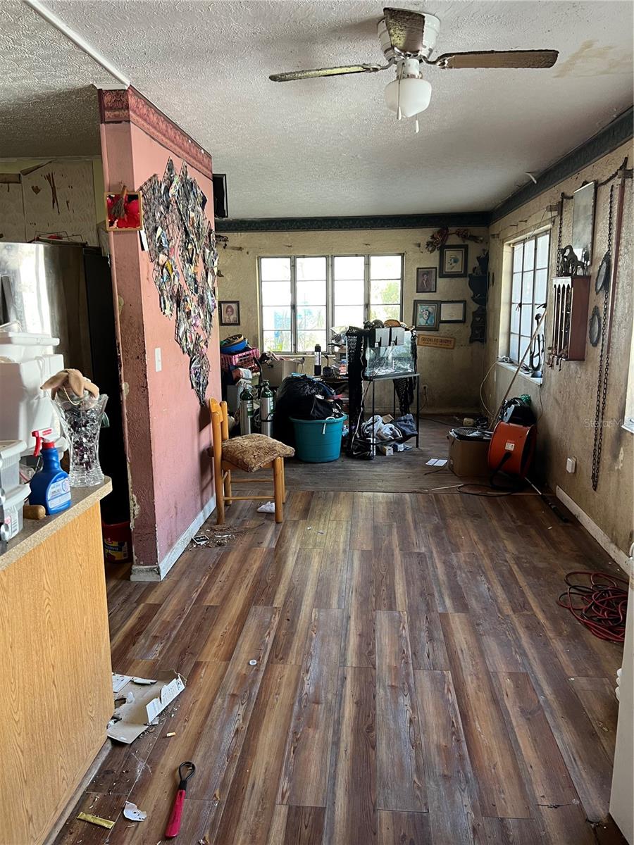 320 20TH AVE S, ST PETERSBURG, FL, 33705