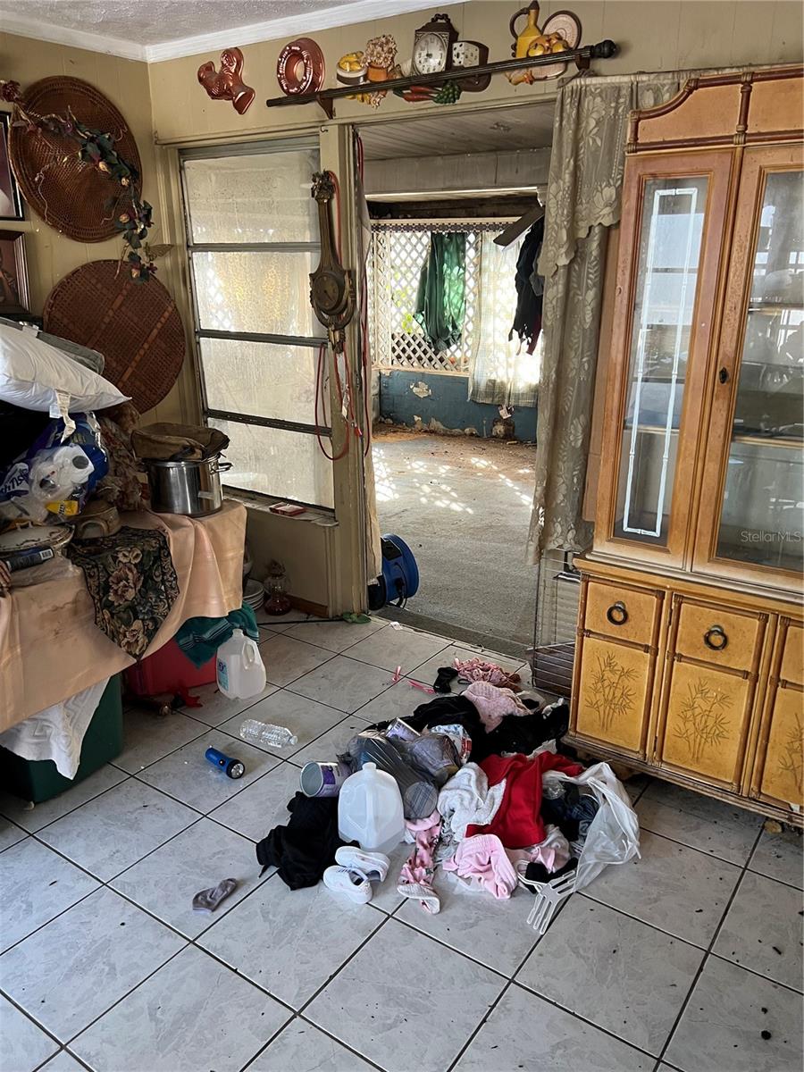 320 20TH AVE S, ST PETERSBURG, FL, 33705