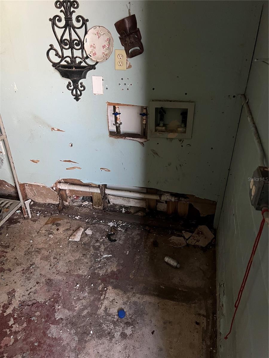 320 20TH AVE S, ST PETERSBURG, FL, 33705