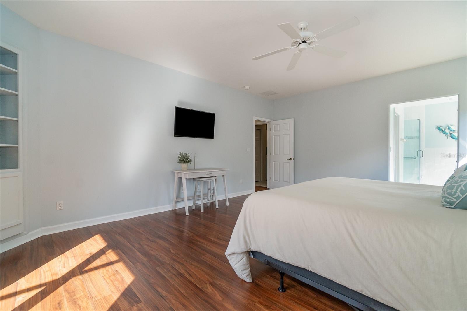 1501 EDGEWATER DR, MOUNT DORA, FL, 32757