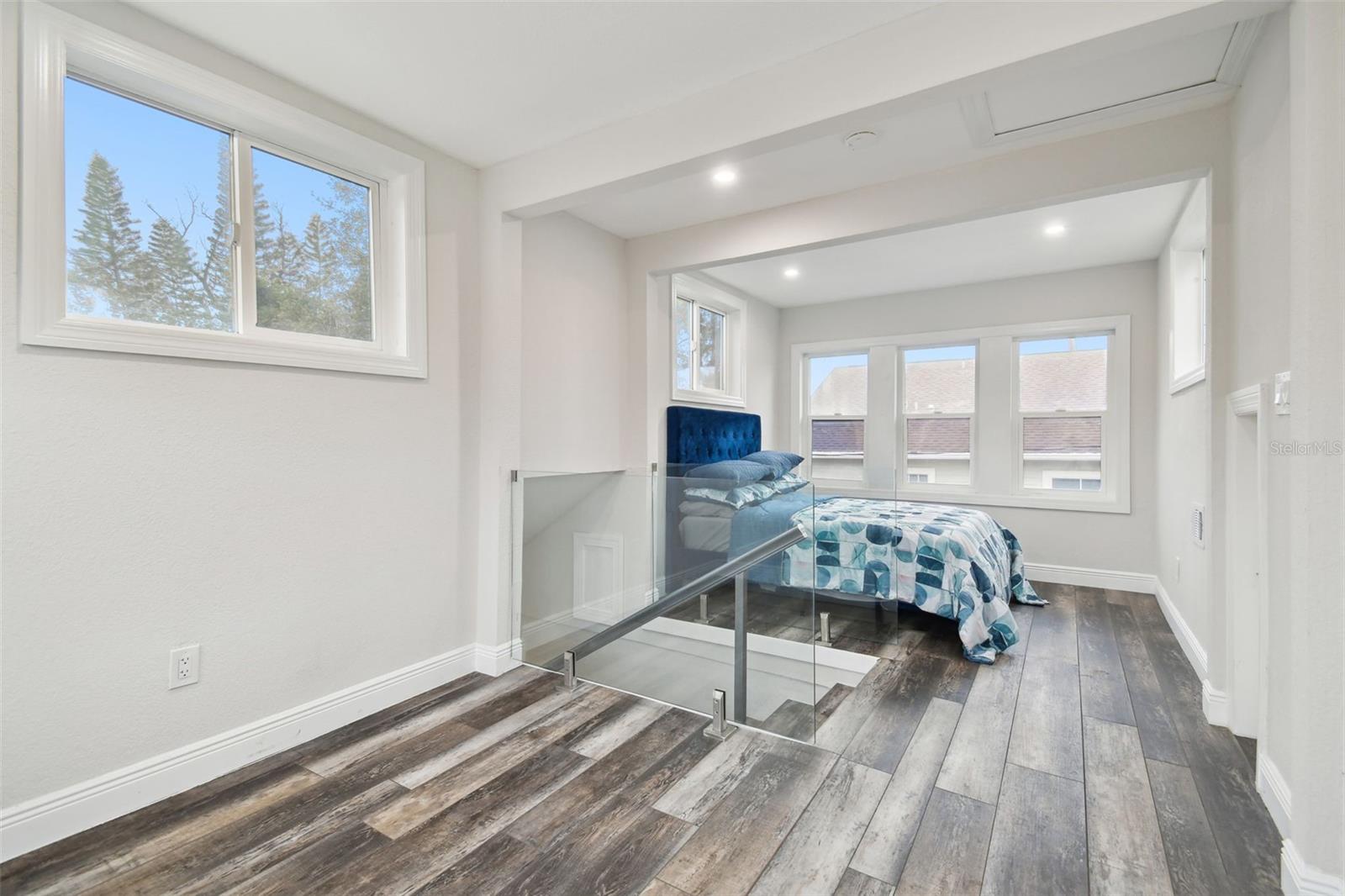 810 E CONOVER ST, TAMPA, FL, 33603