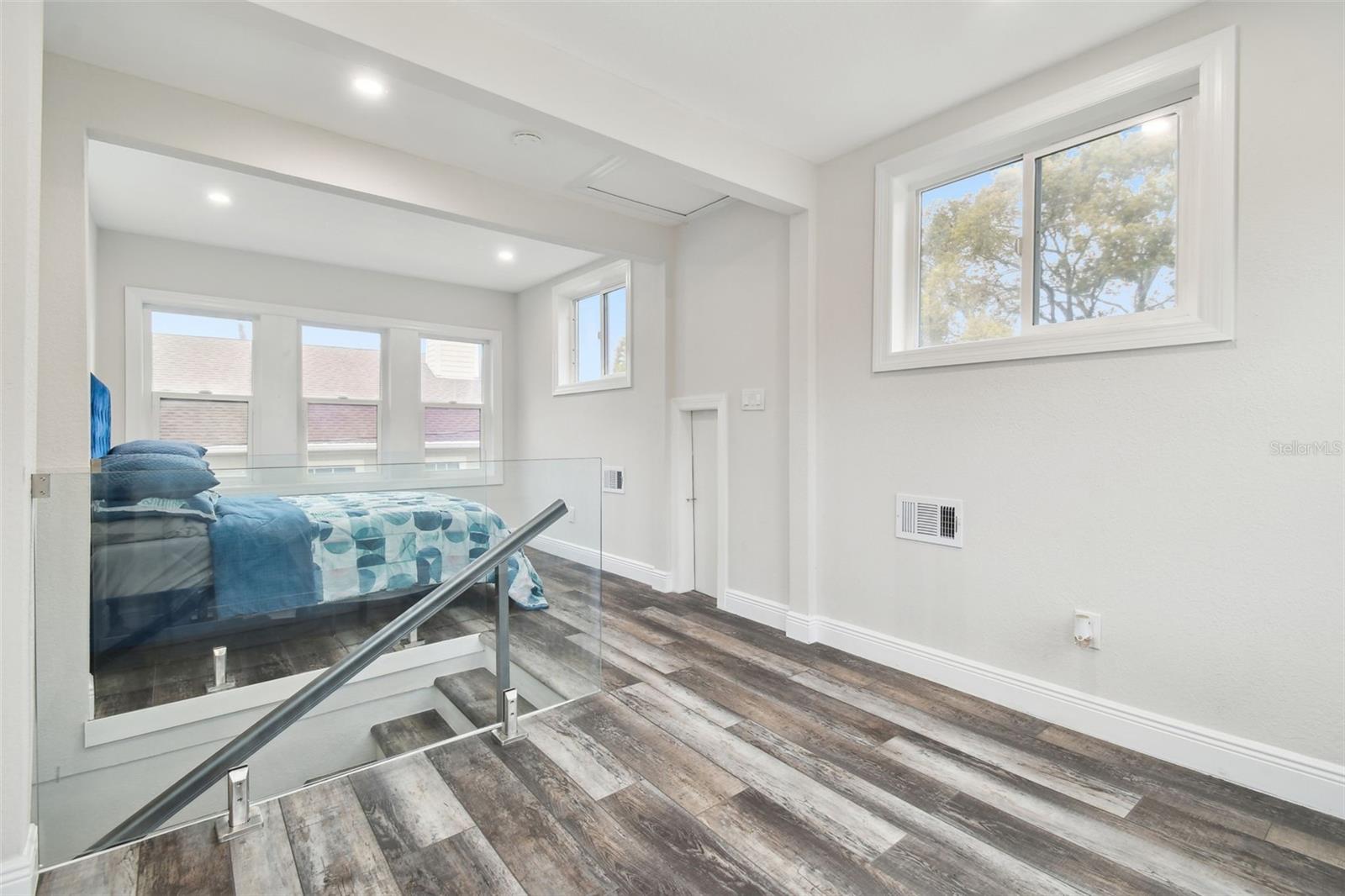 810 E CONOVER ST, TAMPA, FL, 33603