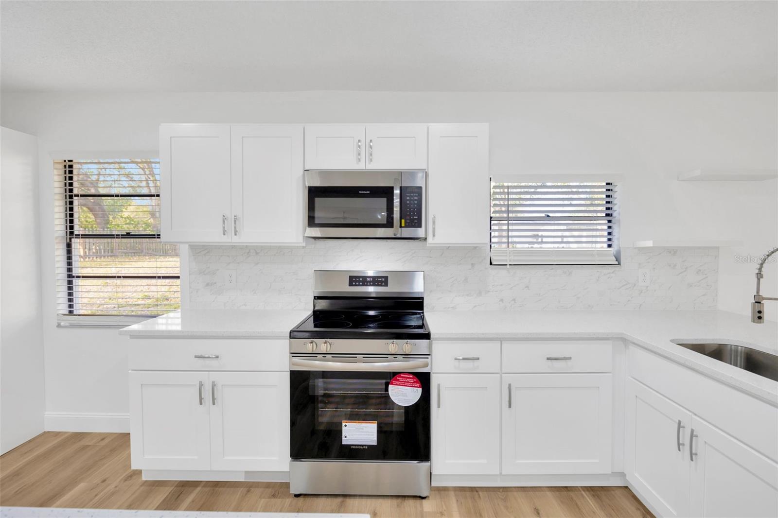 5526 SOUTHERNVIEW DR, ZEPHYRHILLS, FL, 33541