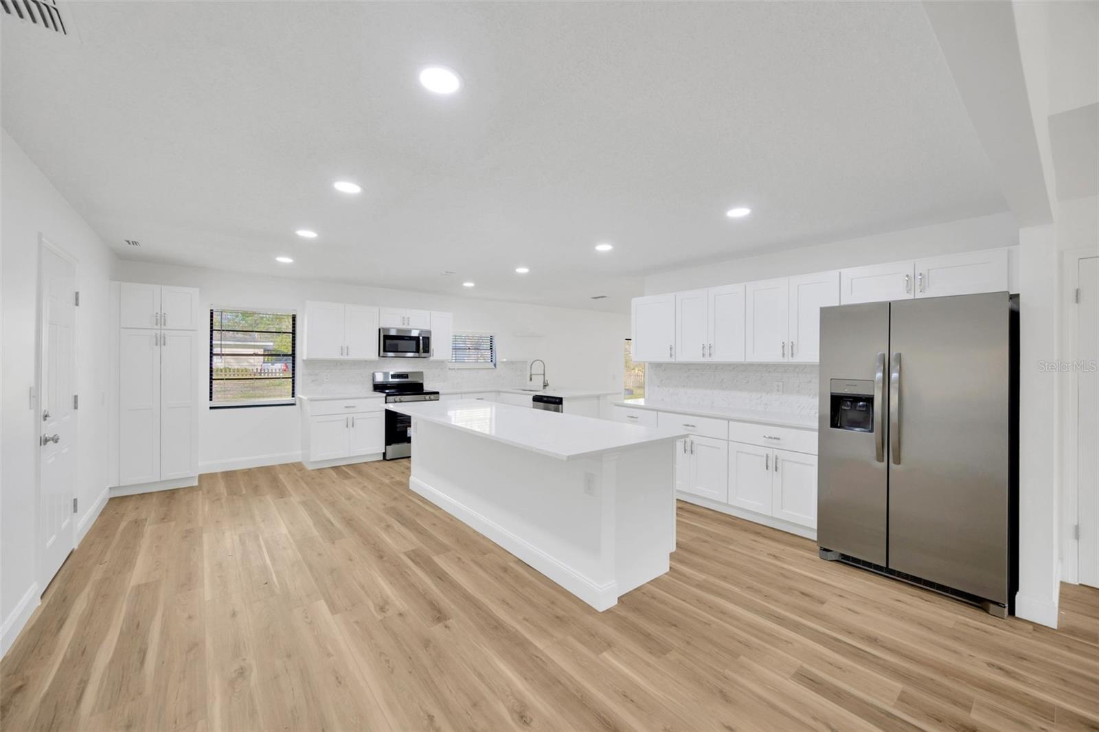 5526 SOUTHERNVIEW DR, ZEPHYRHILLS, FL, 33541