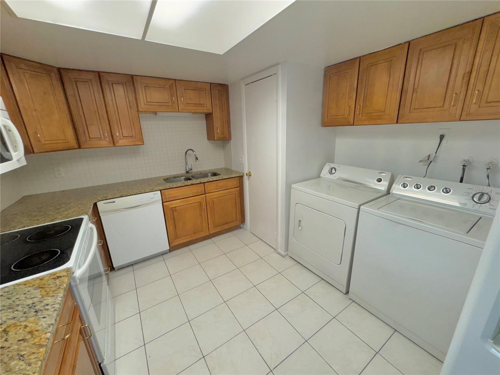 9909 SWEEPSTAKES LN #4, ORLANDO, FL, 32837