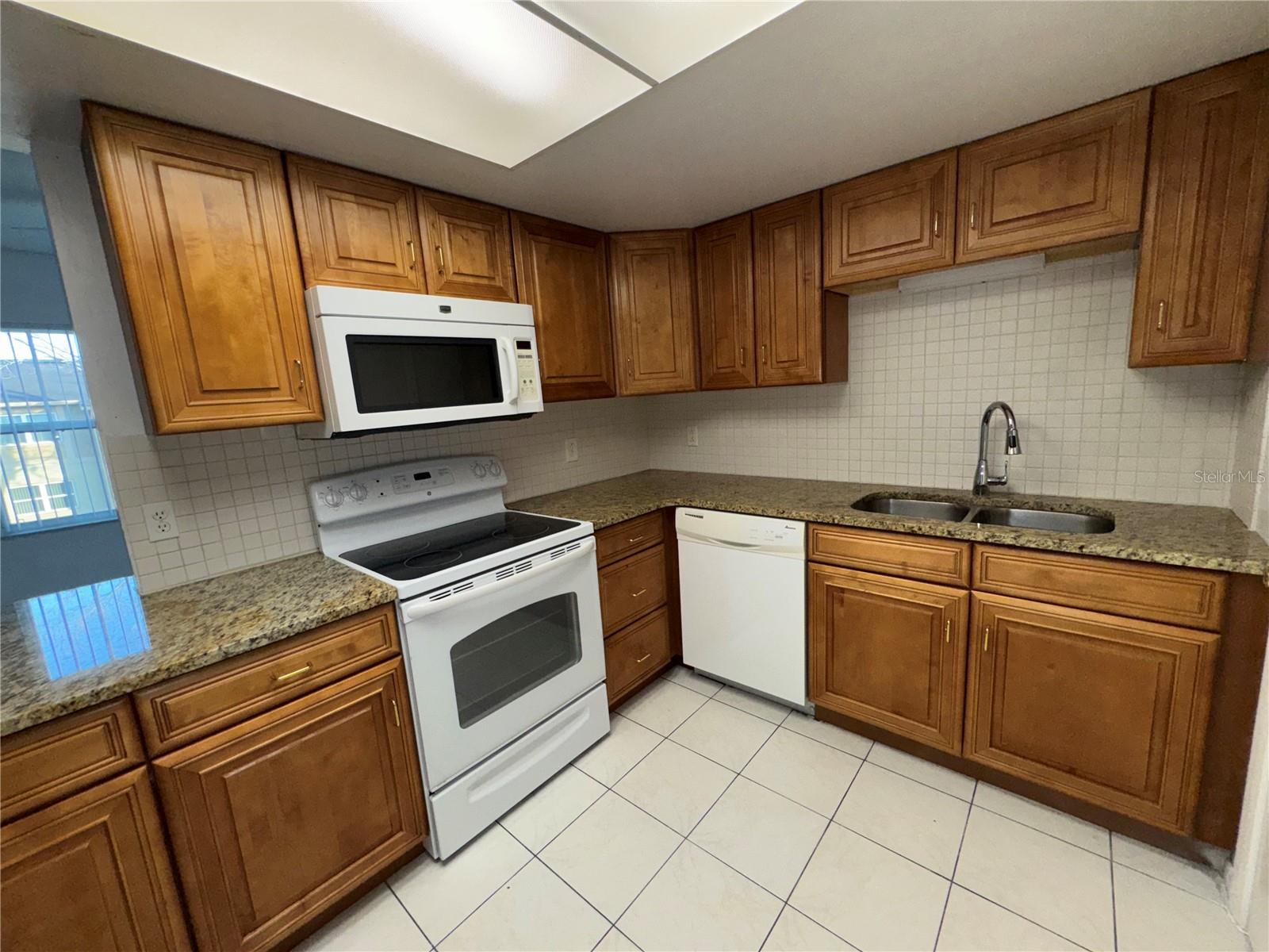 9909 SWEEPSTAKES LN #4, ORLANDO, FL, 32837