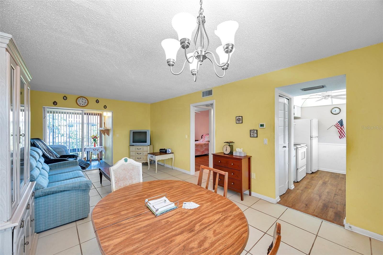 2750 E BAY DR #11E, LARGO, FL, 33771