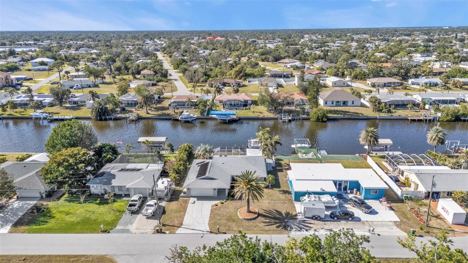498 E TARPON BLVD NW, PORT CHARLOTTE, FL, 33952