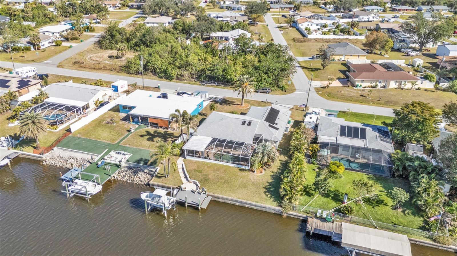498 E TARPON BLVD NW, PORT CHARLOTTE, FL, 33952