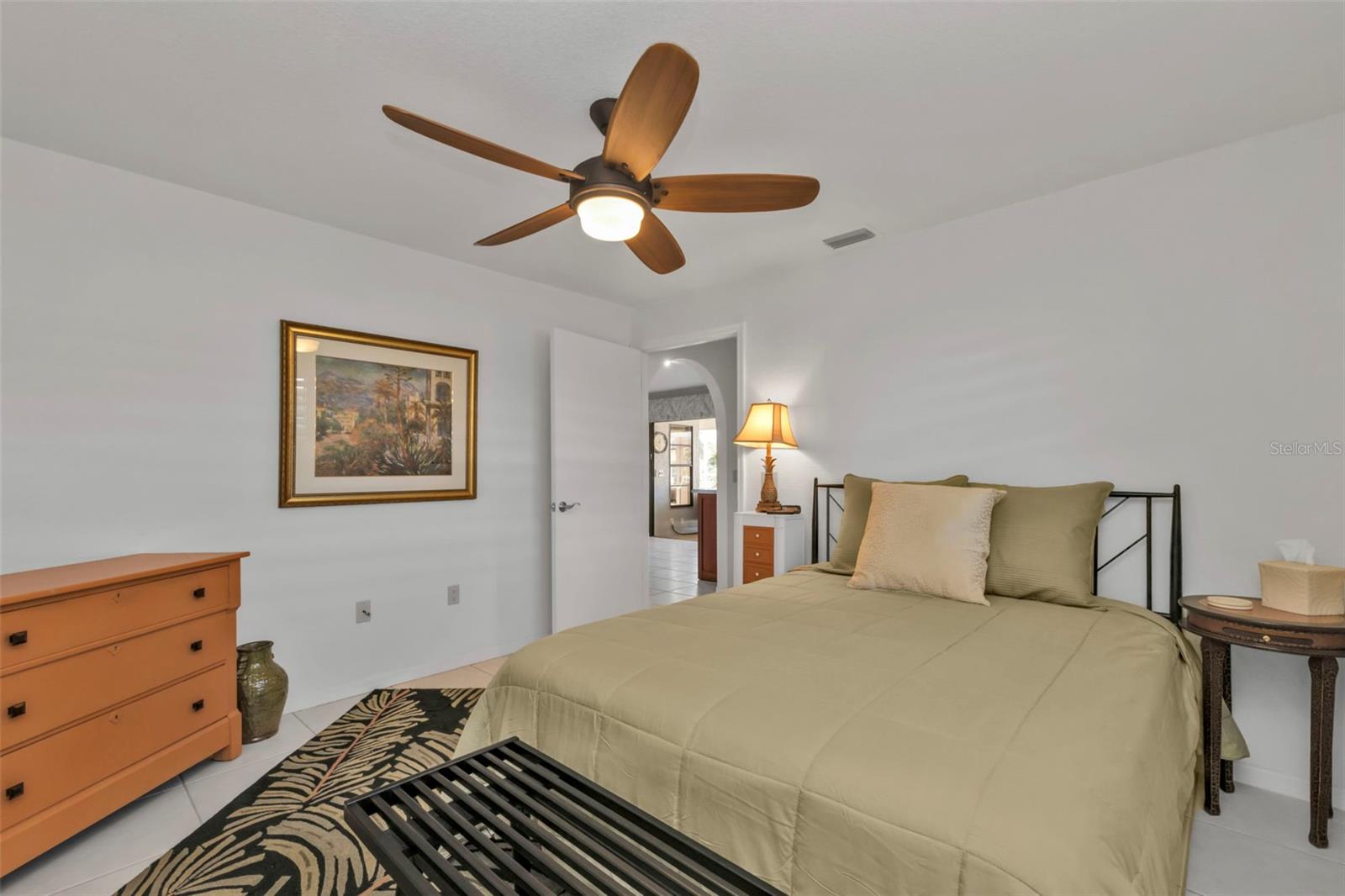 498 E TARPON BLVD NW, PORT CHARLOTTE, FL, 33952