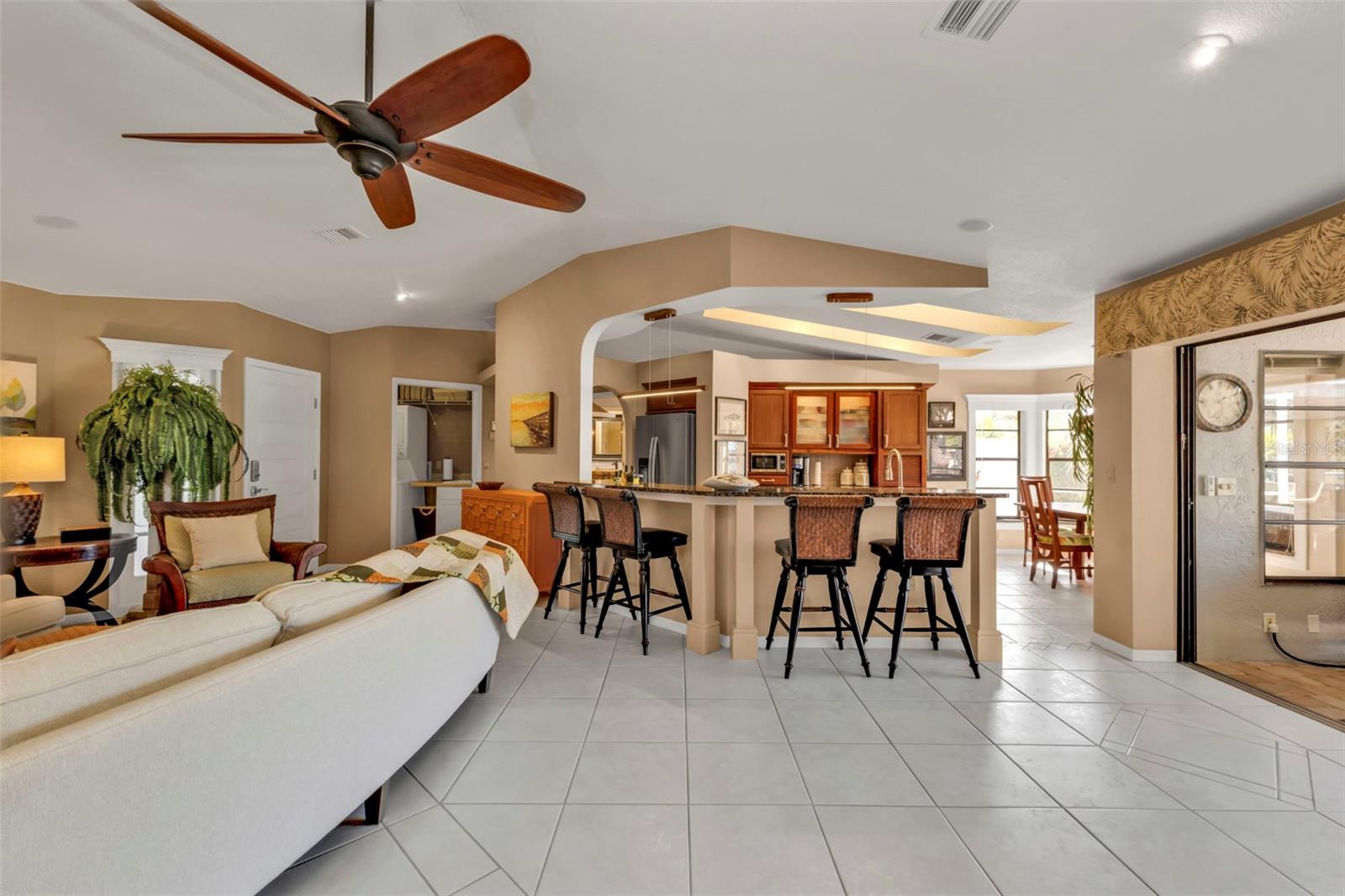 498 E TARPON BLVD NW, PORT CHARLOTTE, FL, 33952