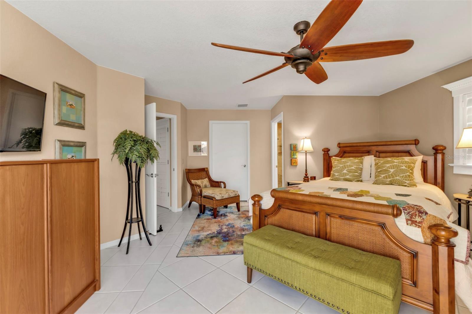498 E TARPON BLVD NW, PORT CHARLOTTE, FL, 33952